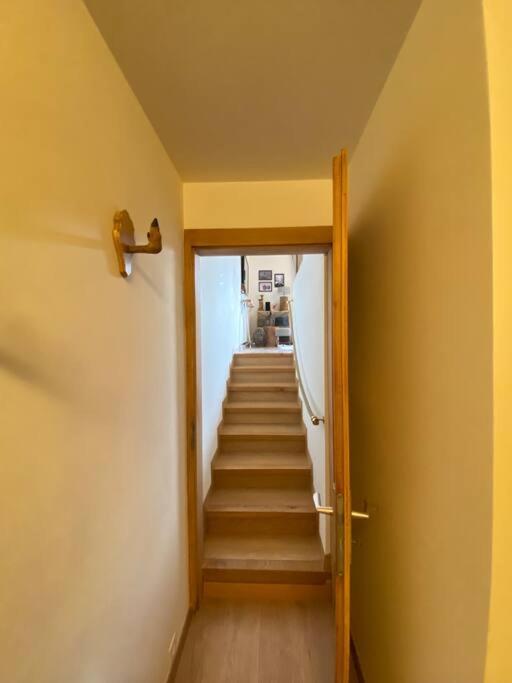 Cosy Duplex In Centre With Indoor Parking *