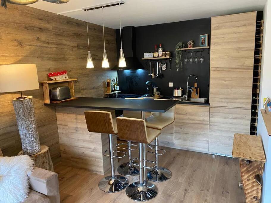 Cosy Duplex In Centre With Indoor Parking Apartment