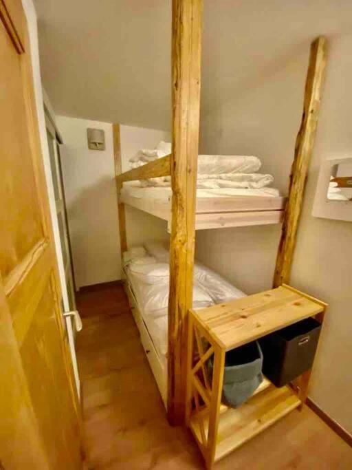 Cosy Duplex In Centre With Indoor Parking Chatel